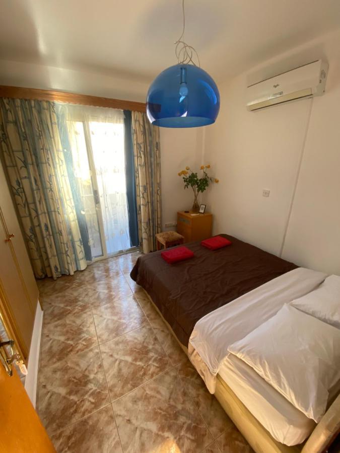 Moutallos Rooms Inn Homes 파포스 외부 사진